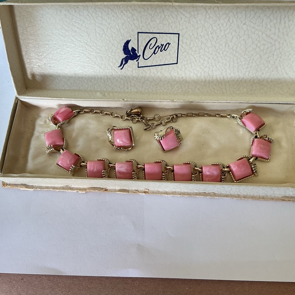 Vintage Coro Pegasus Pink Thermoplastic Moonglow Necklace and clip Earings